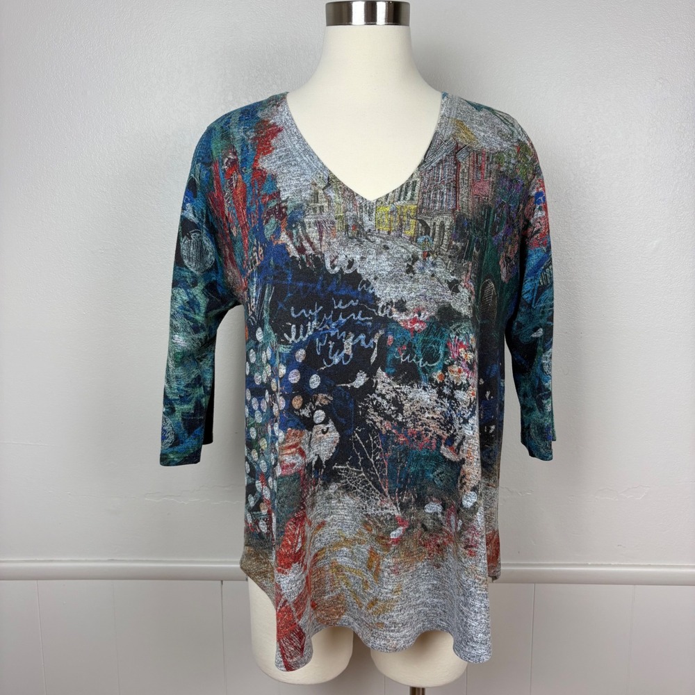 Inoah Destination Wearable Art Knit Top Size XL Cityscape Ocean Reef Soft Comfy